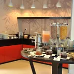 Golden Tulip Reiss