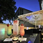 Golden Tulip Reiss 4*