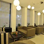 Ξενοδοχείο Golden Tulip Reiss 4*
