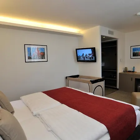 Golden Tulip Reiss Kassel