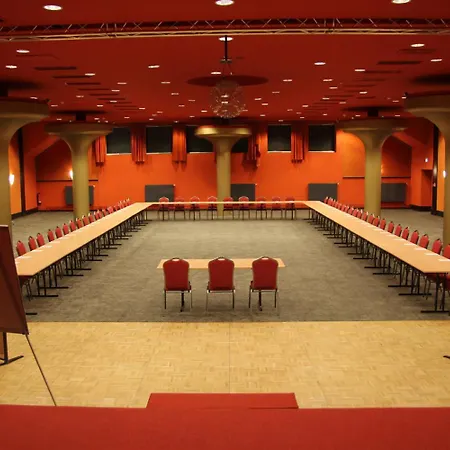 Golden Tulip Reiss Hotel 4*