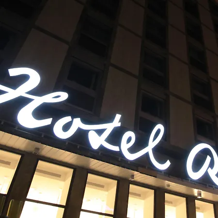 Golden Tulip Reiss 4* קאסל