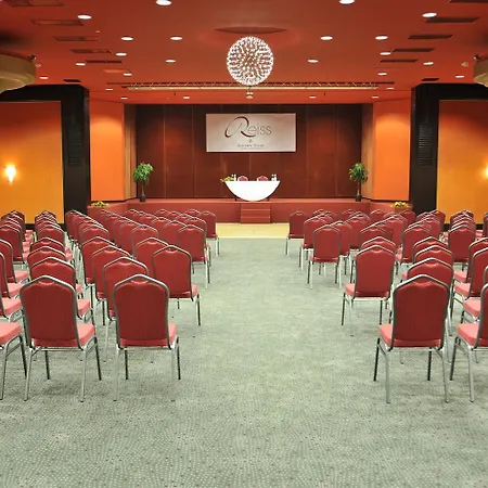 Golden Tulip Reiss Hotel