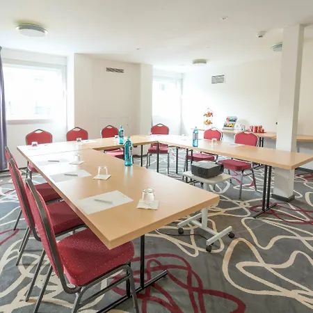Golden Tulip Reiss 4* קאסל