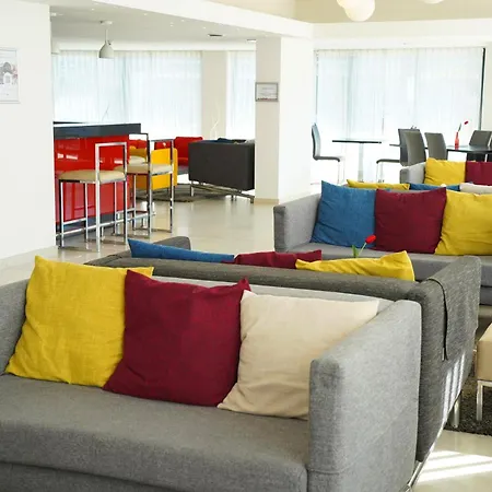 Hotel Golden Tulip Reiss 4*