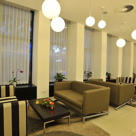 Hotel Golden Tulip Reiss 4*