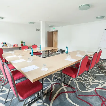 Hotell Golden Tulip Reiss