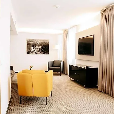 Hotel Golden Tulip Reiss