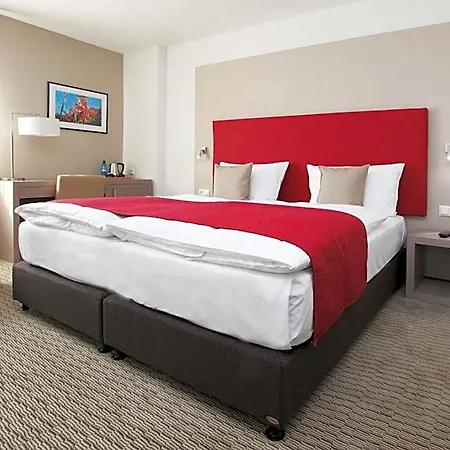 Hotel Golden Tulip Reiss 4*