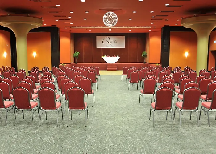 Golden Tulip Reiss Hotel