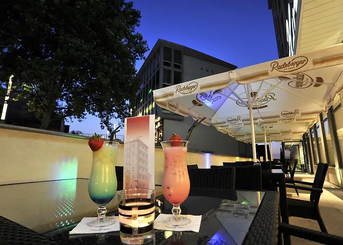 Golden Tulip Reiss 4*