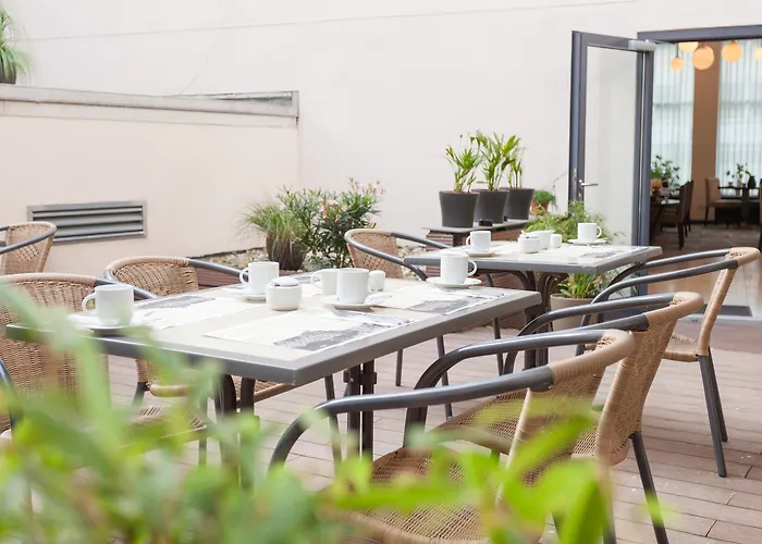 Golden Tulip Reiss 4*