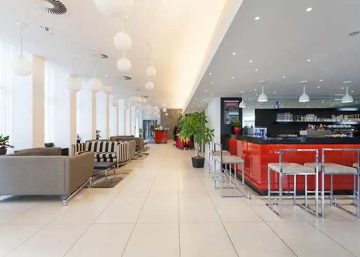 Golden Tulip Reiss 4*