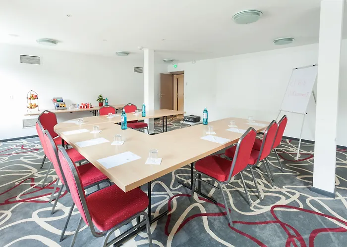 Hotel Golden Tulip Reiss