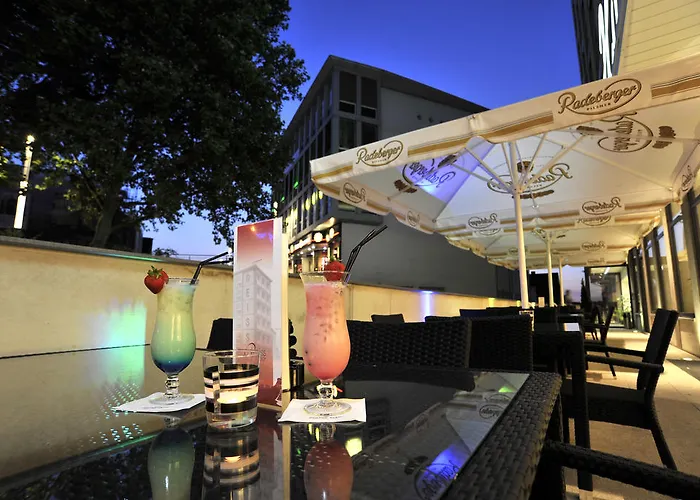 Hotel Golden Tulip Reiss